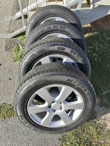 Predám Hyundai disky s pneu 235/60 R18 - 3