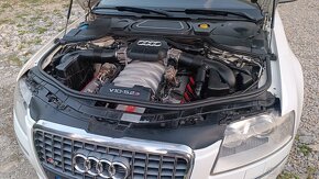 AUDI S8 5.2 V10 Quattro - 3