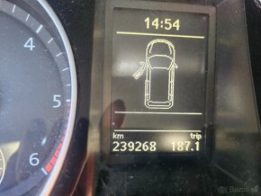 Predam Volkswagen passat combi 2.0 TDI seda - 3