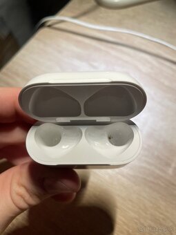 AirPods 4 bez ANC - 3