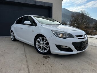 Opel Astra 1.6i 85kW r.v 2015 - 3