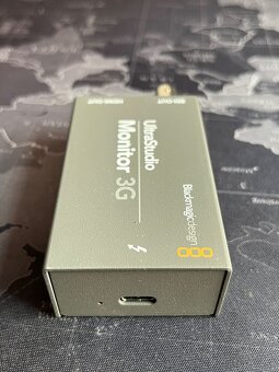 ULTRASTUDIO MONITOR 3G - BLACKMAGIC DESIGN - 3