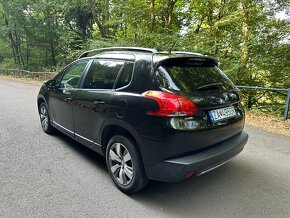 Peugeot 2008 1.2 PureTech Style - 3