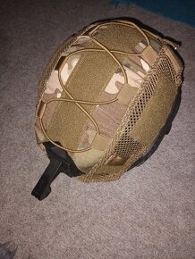 Airsoftova takticka helma fast s multicam poťahom - 3