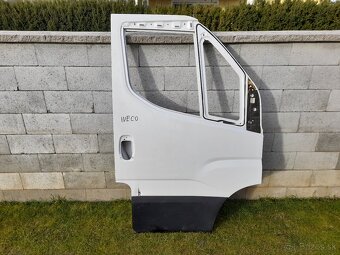 IVECO DAILY zadne kridlove DVERE.r.v.2014-24 - 3