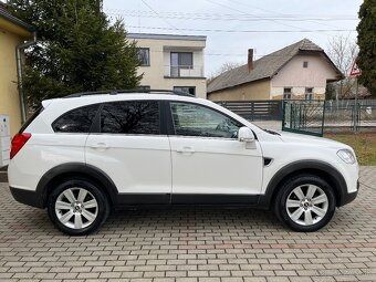 Chevrolet Captiva 2.0D 4x4 = Automat, 7miestne, 110kW = - 3