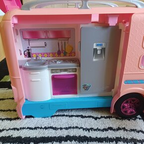 Barbie karavan - 3