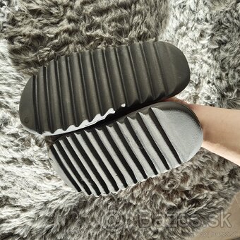 Yezzy slides onyx - 3