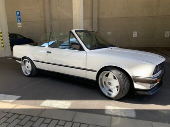 BMW E30 320 cabrio - 3