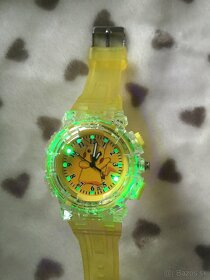 Nové svietiace hodinky Pokémon Pikachu - 3