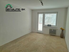 Slnečný 2,5 izbový byt v centre mesta Prievidza - 3