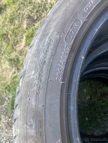 Letné pneumatiky 235/45 R17 40% - 3