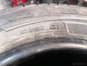 215/70 R15 - 3