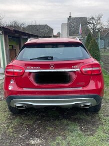 Mercedes-Benz Gla 200 - 3