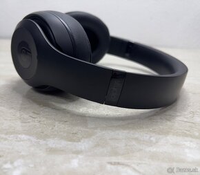 Beats by Dr. Dre Studio3 Wireless - 3