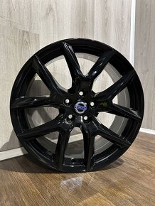 Volvo XC60 - II - orig. ALU disky 5x108 R18 - 3