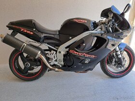 Triumph Daytona T595 - 3