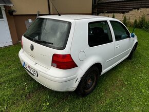 Volkswagen Golf 4 - 3