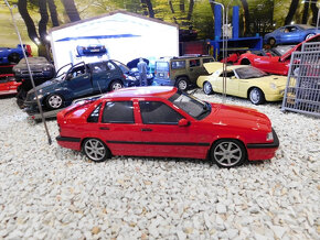 model auta Volvo 850R Sedan Otto mobile 1:18 - 3