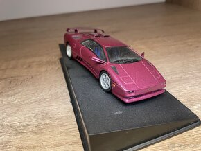 1:43 model 1994 Lamborghini Diablo SE Jota - 3