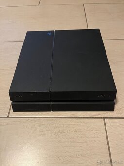 PS4 500GB - 3