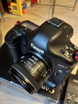 Canon 1Ds mk II + blesk full box - 3