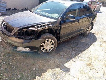 Predám / rozpredám škoda Octavia sedan 1.6 TDI cayc - 3