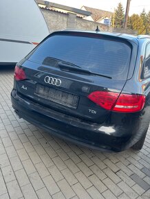 Predám V CELKU A4 B8 FACELIFT 2.0TDI AT - 3