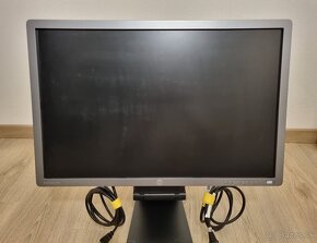 HP EliteDisplay E241i - 24" LCD monitor - 3