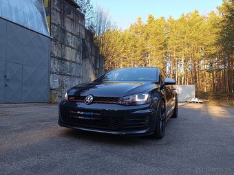 Volkswagen Golf 7 GTi Performance 169kW/230PS šedá metalíza - 3