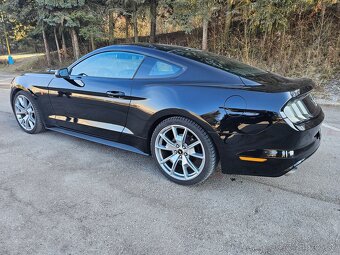 Ford Mustang 3.7L 2017 - 3