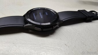 Samsung Galaxy Watch 4 classic - s nabíjačkou - 3