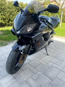 Honda CBR 600F - 3