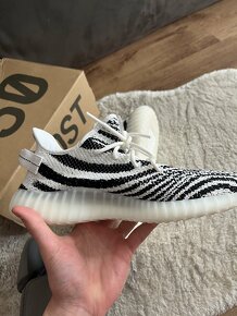 Adidas Yeezy boost 350 v2 “zebra” - 3