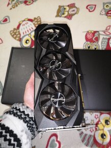 AMD Radeon RX 5700 XT - 3