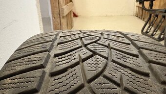 Goodyear Ultragrip performance+ 215/45 R16 - 3