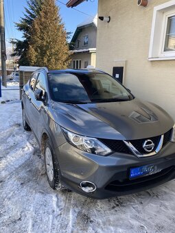 Predám Nissan Qashqai 1.6 benzín 120 kw- 6st manuál - 3