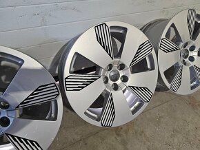 AUDI R19, 19", SPEEDLINE E-TRON - 3