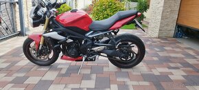 Triumph Street Triple 675 - 3