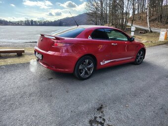 Alfa Romeo GT 2.0 JTS v unikátnom stave - 3