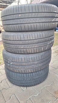 205/55R16 - 3