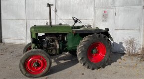 Traktor Škoda 30 - 3