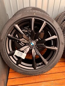 ZIMNA SADA ORIG.BMW X7 G07 R22 275/40/22.315/35/22.M-paket - 3