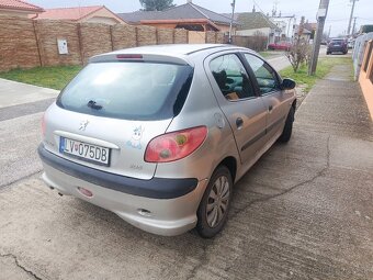 Peugeot 206 1.1i - 3