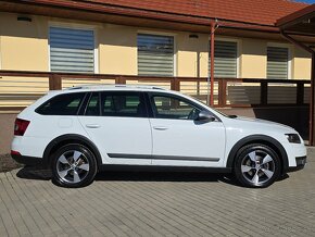 Škoda Octavia SCOUT 2.0TDI 110kW 4x4 DSG Panorama, Alcantara - 3