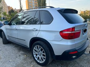 Predám BMW X5 E70 3.0 D 173kW - 3