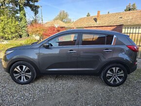 Kia Sportage 2.0 CRDi AUTOMAT 4WD - 3