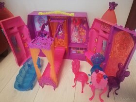 Barbie zamok plus babiky Barbie - 3