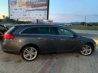 Opel Insignia Sport Tourer - 3