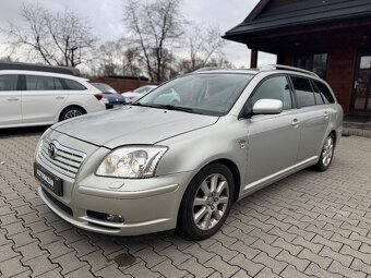 oyota Avensis Combi 2.2 D-CAT Premium Active - 3